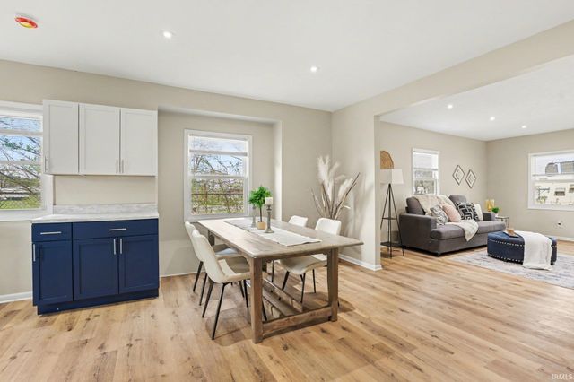 1909 S Lafayette Boulevard, South Bend, IN 46613