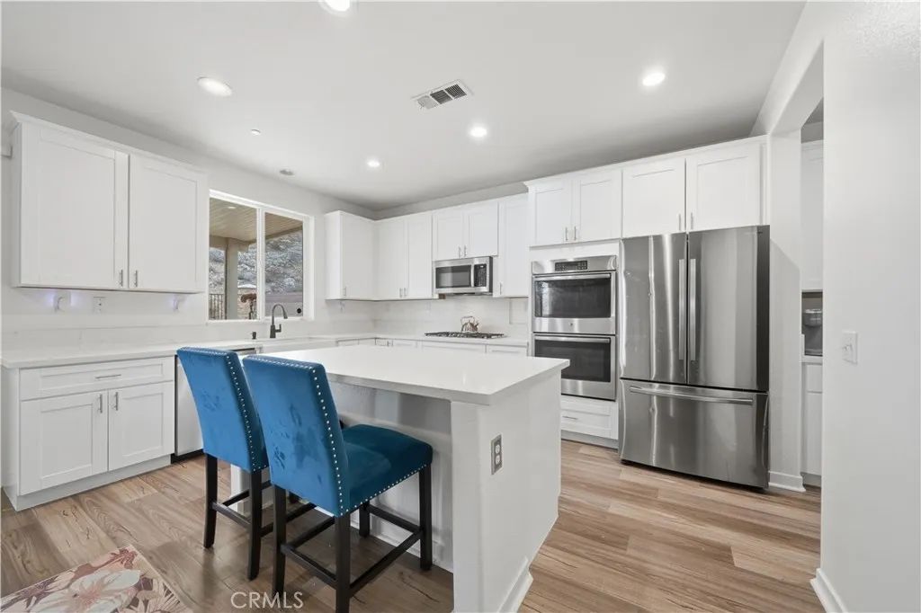 34308 Heather Ridge, Lake Elsinore, CA 92532