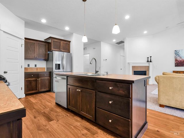 10306 Fallow Field, Nampa, ID 83687