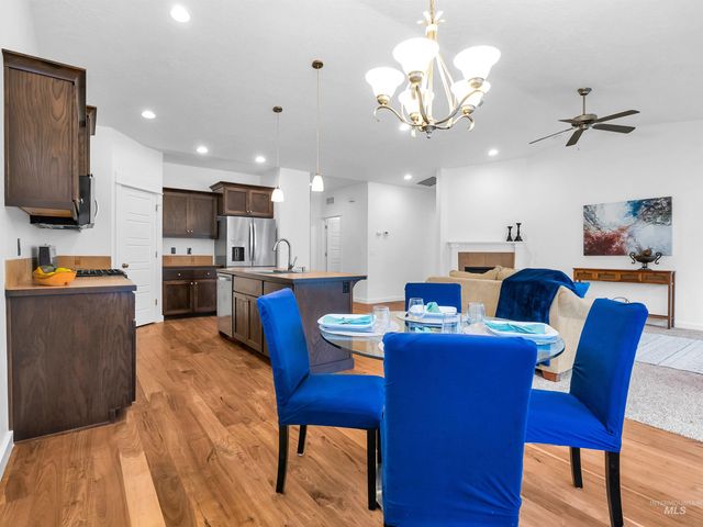 10306 Fallow Field, Nampa, ID 83687