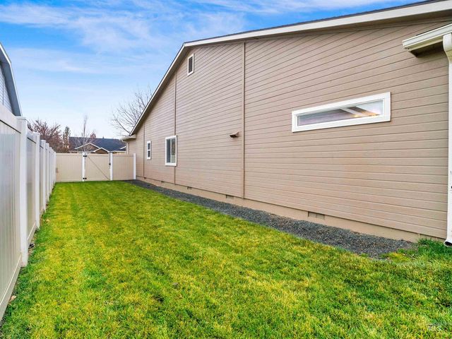 10306 Fallow Field, Nampa, ID 83687