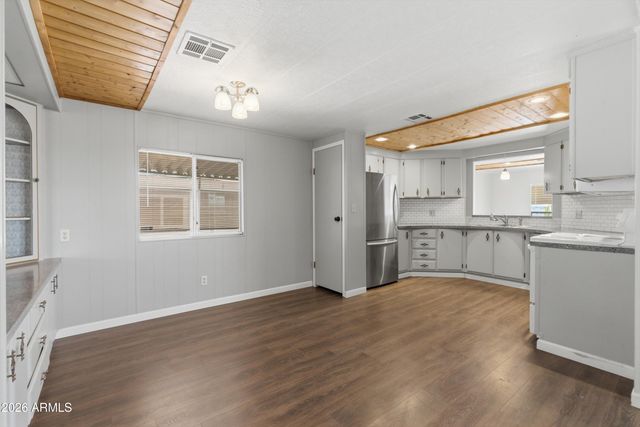 4065 E UNIVERSITY Drive 384, Mesa, AZ 85205