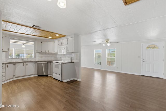 4065 E UNIVERSITY Drive 384, Mesa, AZ 85205