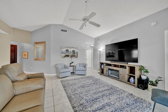 1735 NW 21st Court, Delray Beach, FL 33445