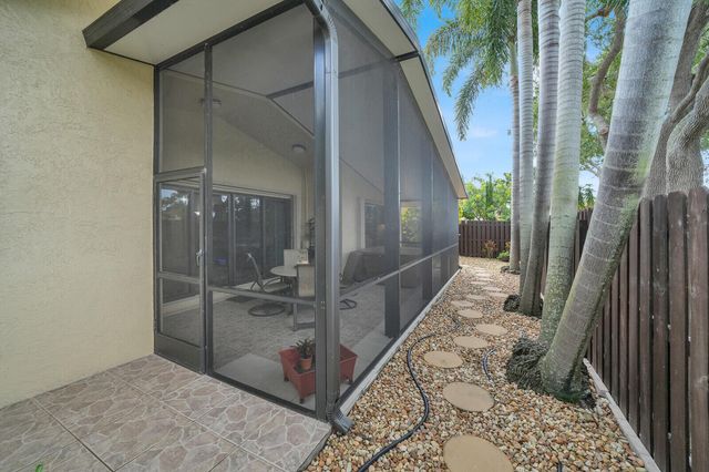 1735 NW 21st Court, Delray Beach, FL 33445
