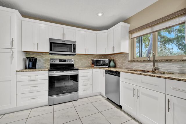 1735 NW 21st Court, Delray Beach, FL 33445