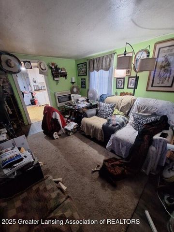 924 Loa Street, Lansing, MI 48910