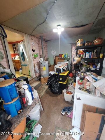 924 Loa Street, Lansing, MI 48910