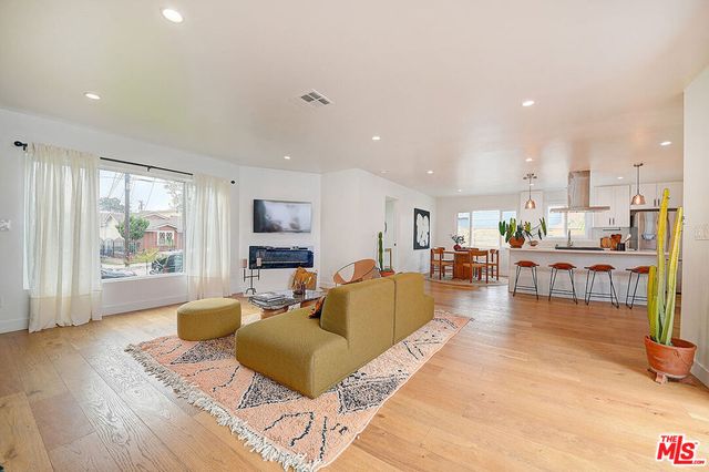 885 Kincaid Avenue, Inglewood, CA 90302