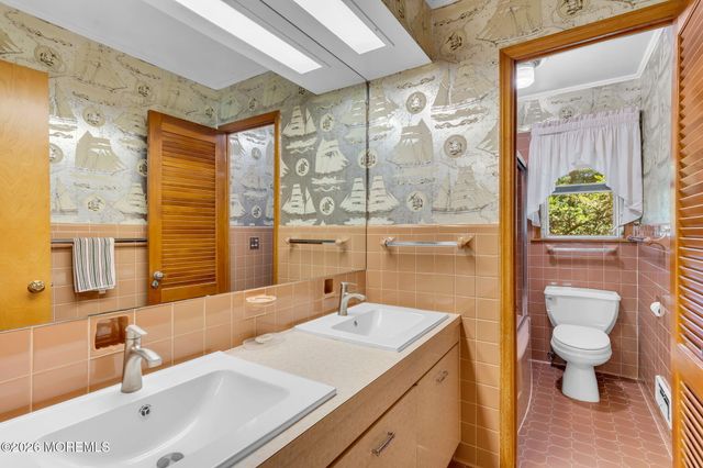 245 Kingfisher Drive, Middletown, NJ 07748