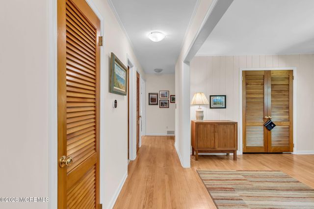 245 Kingfisher Drive, Middletown, NJ 07748