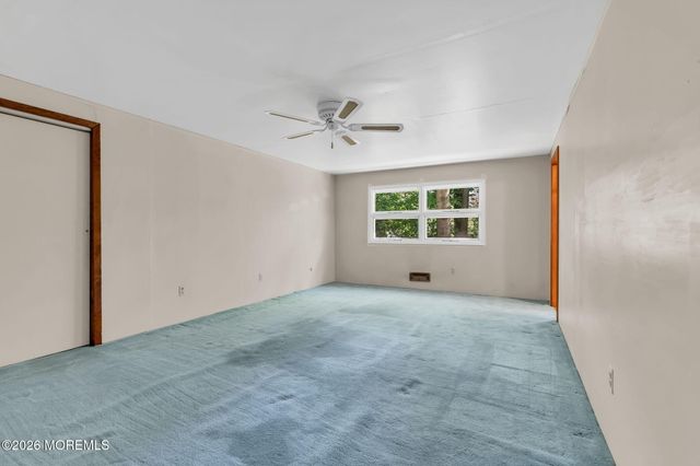 245 Kingfisher Drive, Middletown, NJ 07748