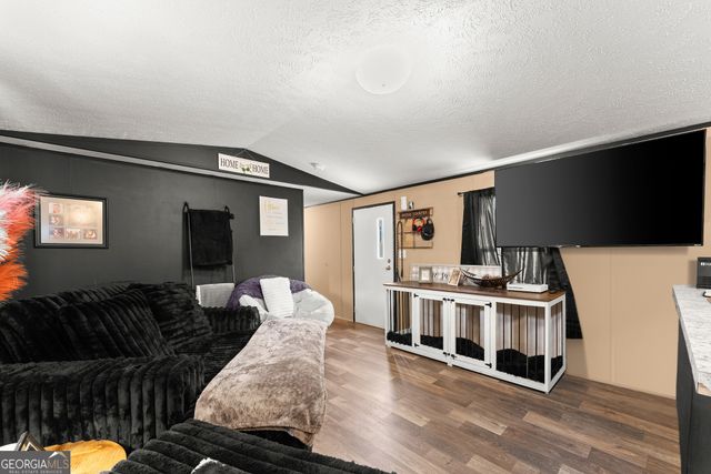 303 Blakely Chappelear Road, Martin, GA 30557