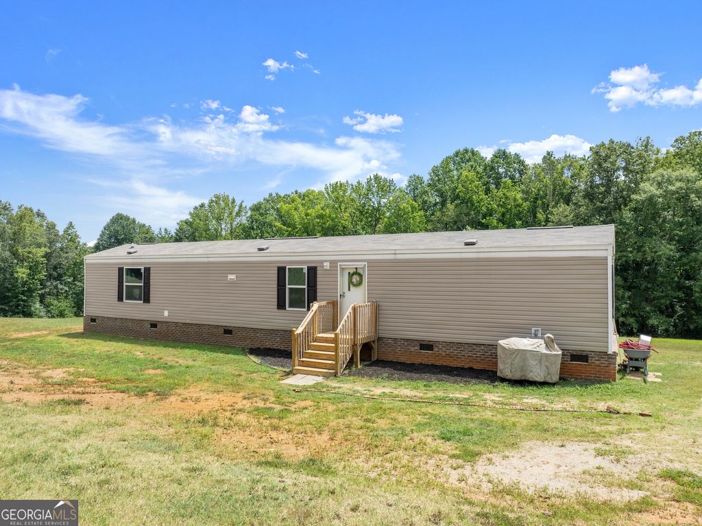 303 Blakely Chappelear Road, Martin, GA 30557