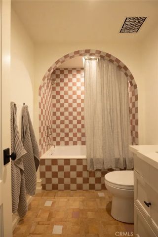 19571 Summer Breeze, Huntington Beach, CA 92648