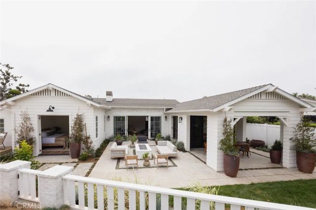 19571 Summer Breeze, Huntington Beach, CA 92648