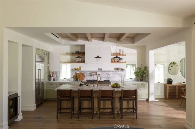 19571 Summer Breeze, Huntington Beach, CA 92648