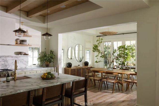 19571 Summer Breeze, Huntington Beach, CA 92648