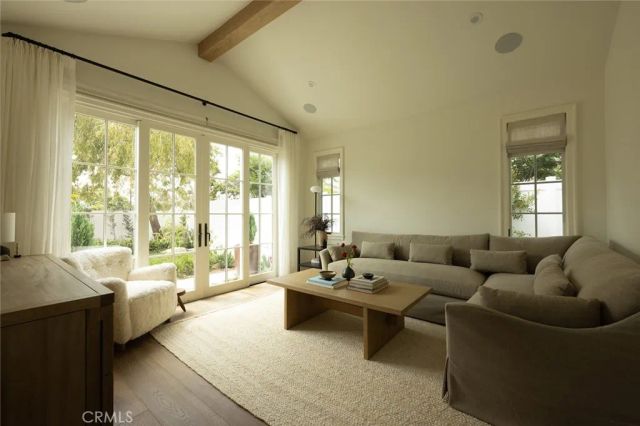 19571 Summer Breeze, Huntington Beach, CA 92648