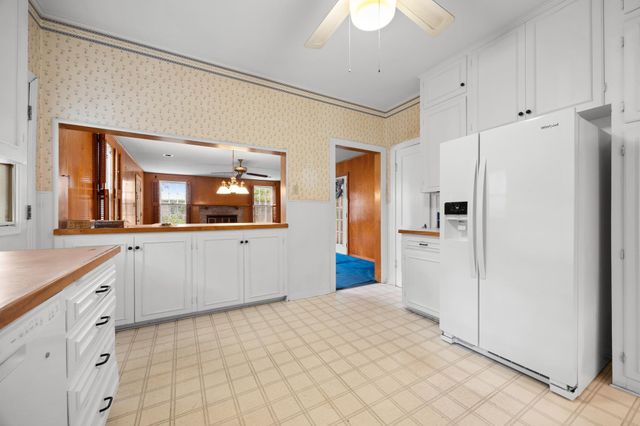 2207 Mountain View RD, Austin, TX 78703