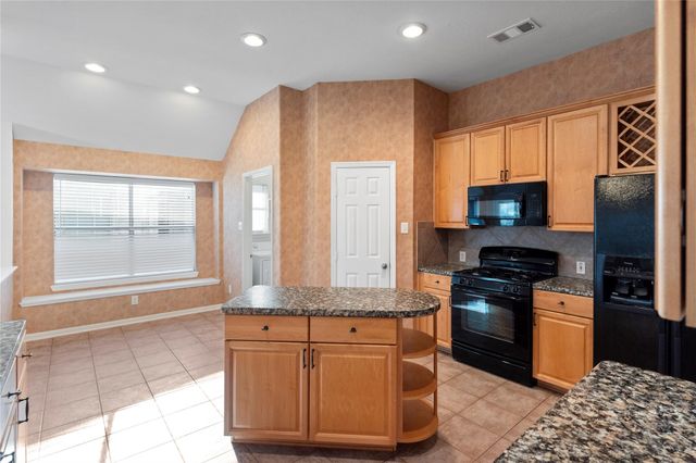 3135 Stratford Bend Drive, Sugar Land, TX 77498