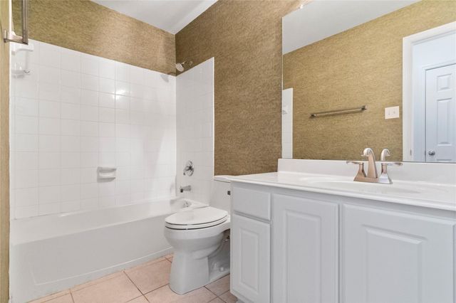 3135 Stratford Bend Drive, Sugar Land, TX 77498