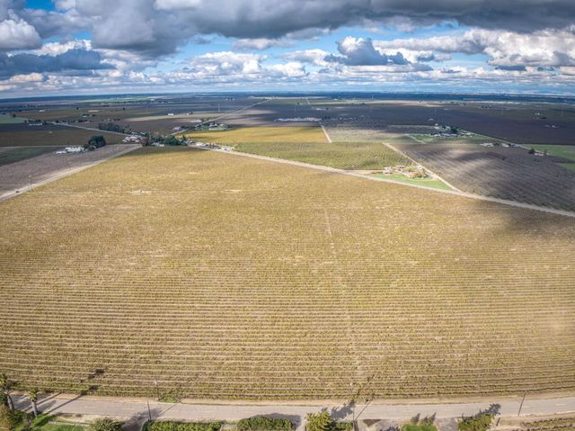 10477 S Cornelia Avenue, Fresno, CA 93706