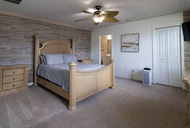 165 CISELEY DR, Sicklerville, NJ 08081