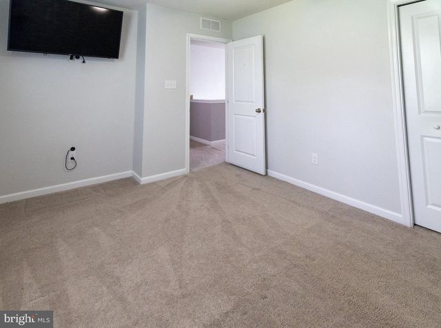 165 CISELEY DR, Sicklerville, NJ 08081