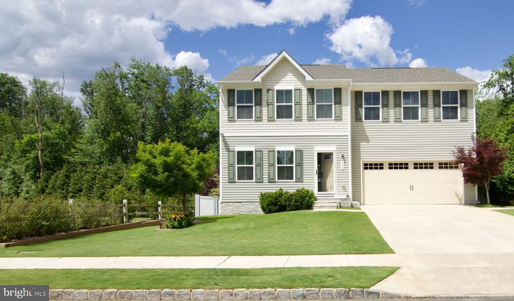 165 CISELEY DR, Sicklerville, NJ 08081