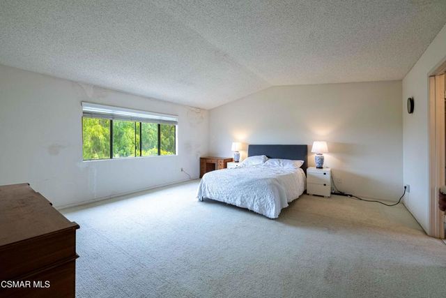 29820 Rainbow Crest Drive, Agoura Hills, CA 91301