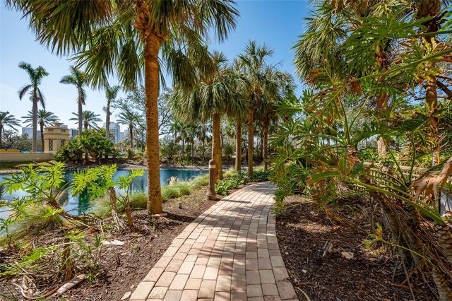 800 N TAMIAMI TRAIL 611, Sarasota, FL 34236