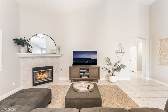 11209 Dell Cliffs Court, Las Vegas, NV 89144