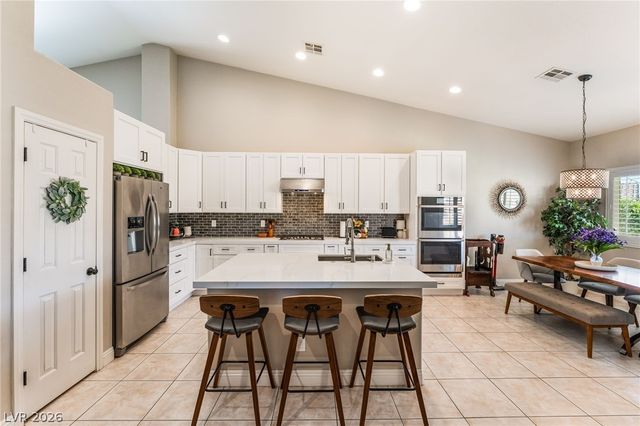 11209 Dell Cliffs Court, Las Vegas, NV 89144