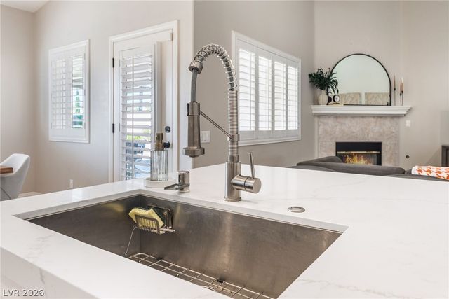 11209 Dell Cliffs Court, Las Vegas, NV 89144