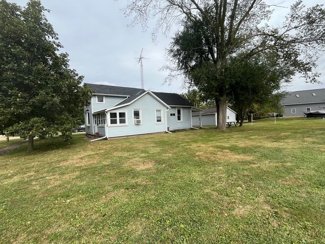 119 Center Street, Seatonville, IL 61359