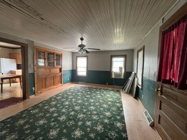 119 Center Street, Seatonville, IL 61359