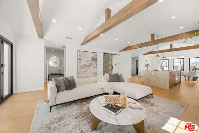 7907 Vicksburg Avenue, Los Angeles, CA 90045
