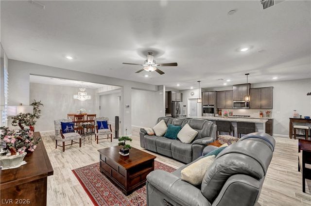 6391 Montrose Park Court, Las Vegas, NV 89149