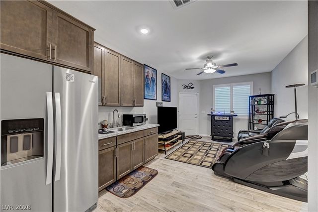 6391 Montrose Park Court, Las Vegas, NV 89149