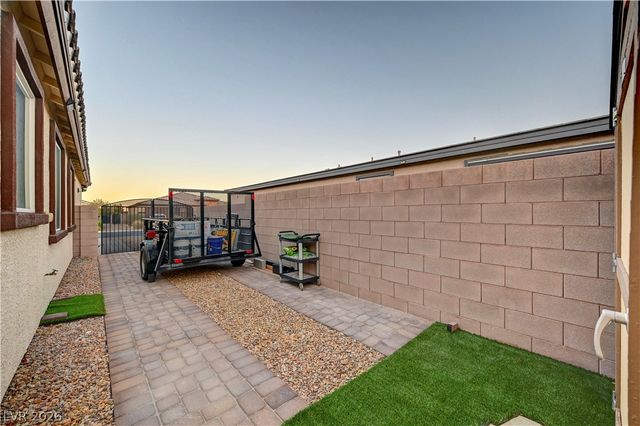 6391 Montrose Park Court, Las Vegas, NV 89149