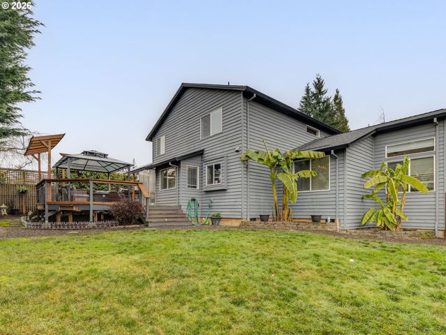 19585 GLENVIEW Ct, Oregon City, OR 97045