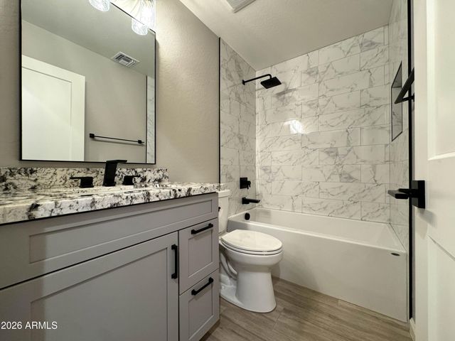 124 S 111th Street, Mesa, AZ 85208