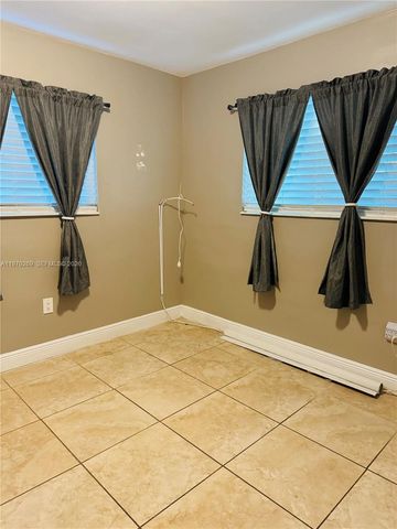 4734 SW 4th St, Miami, FL 33134