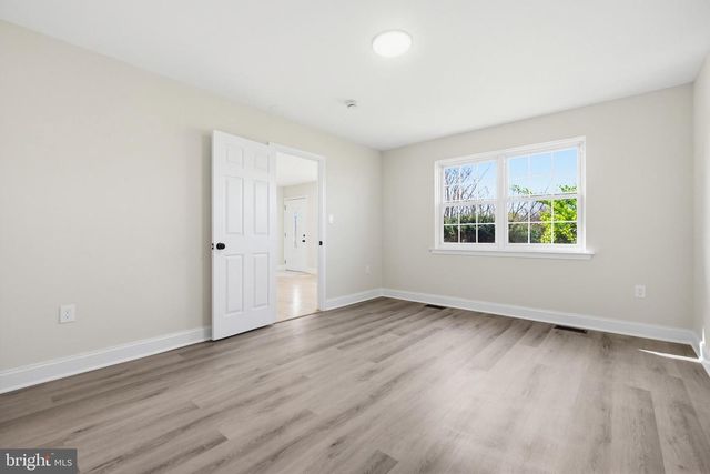 6702 KEYSTONE MANOR DR, District Heights, MD 20747