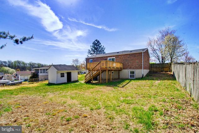 6702 KEYSTONE MANOR DR, District Heights, MD 20747