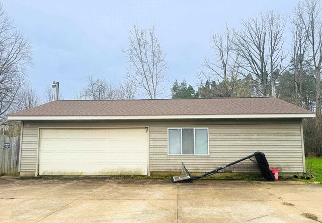 10201 N Clio Road, Clio, MI 48420