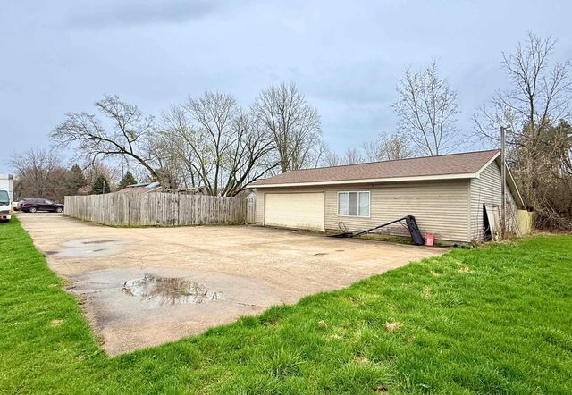 10201 N Clio Road, Clio, MI 48420