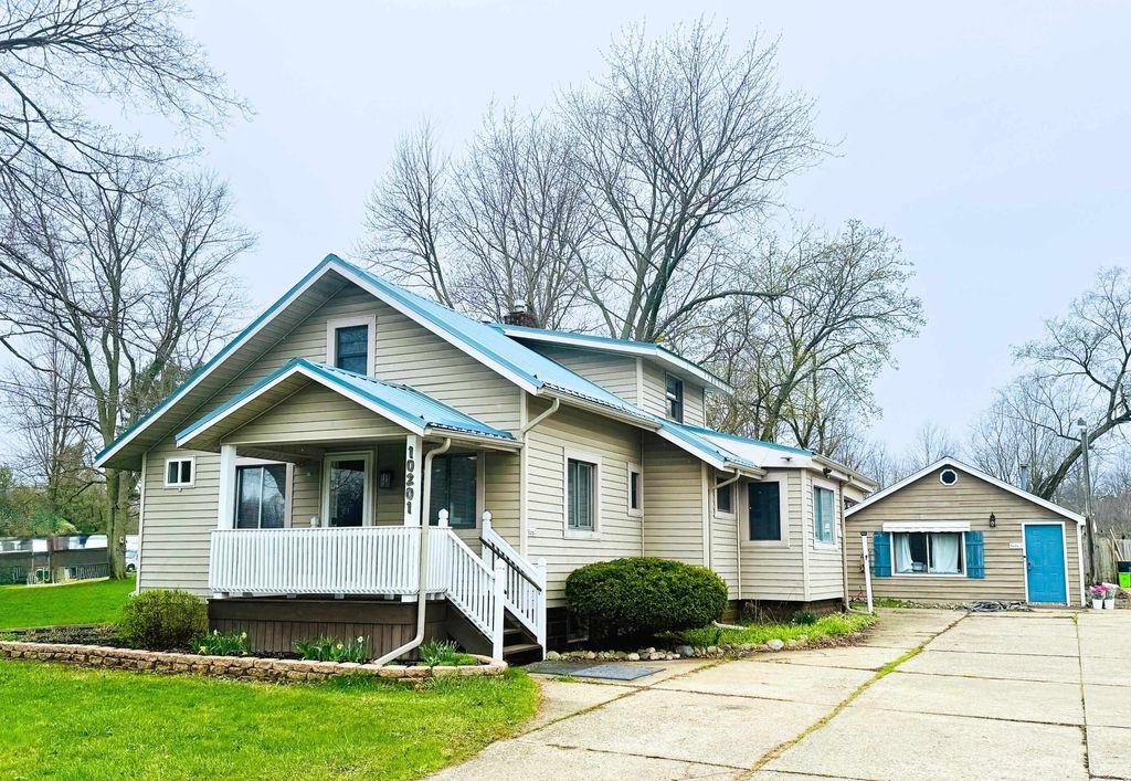 10201 N Clio Road, Clio, MI 48420