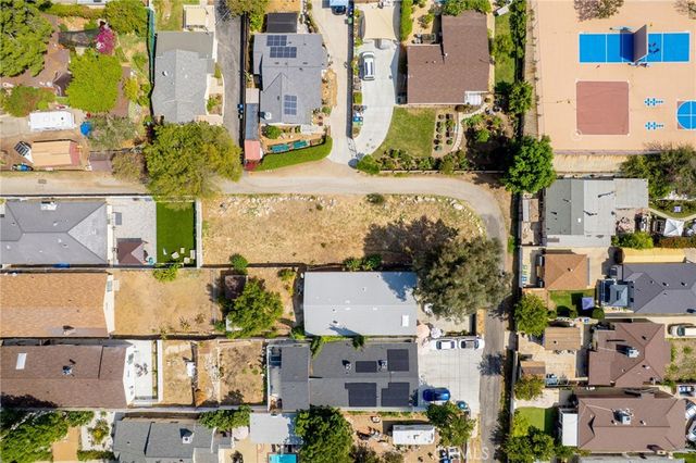 7701 W Forsythe Street, Tujunga, CA 91042